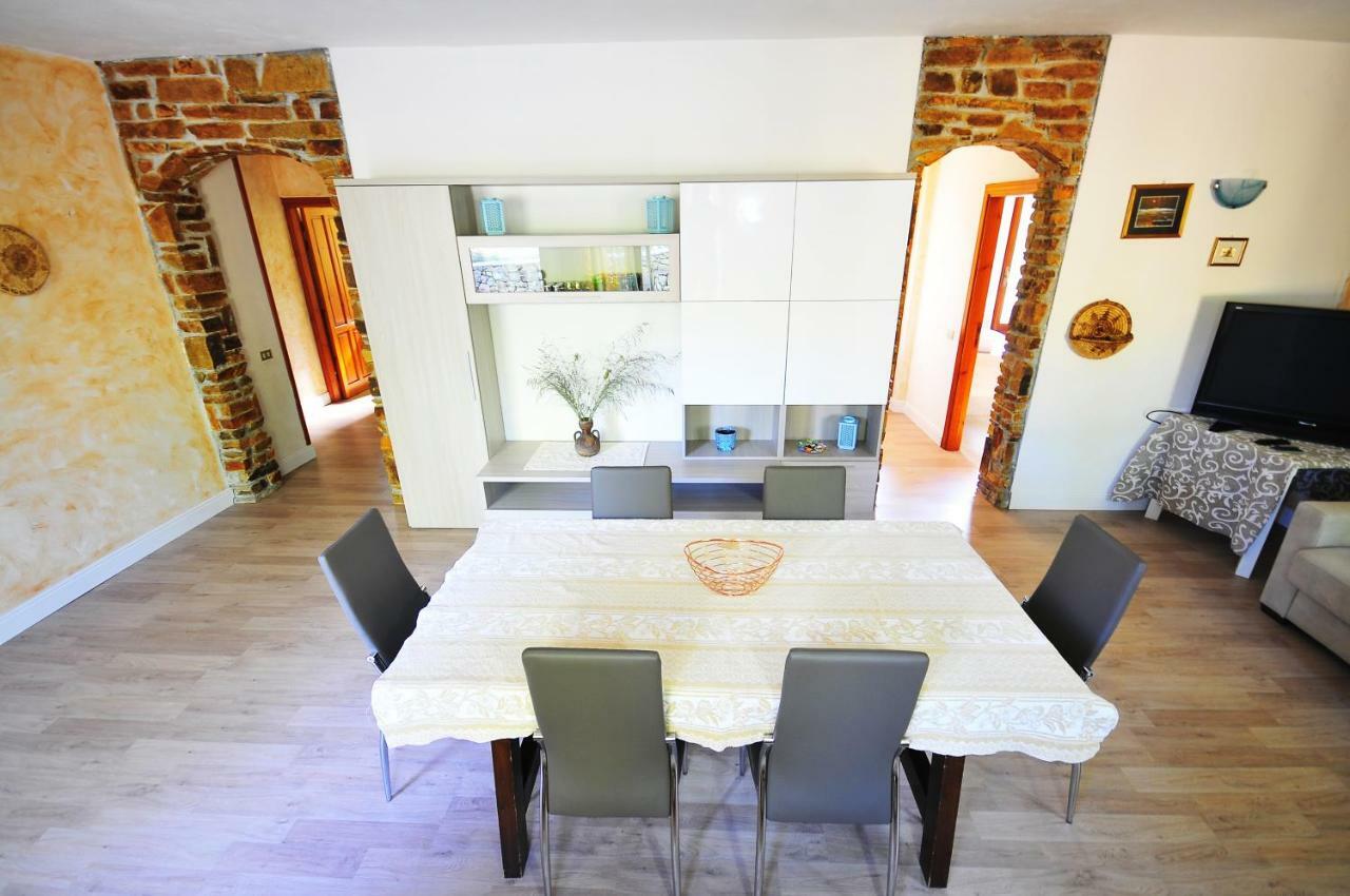 Residenza I Melograni Βίλα Porto Ottiolu Εξωτερικό φωτογραφία